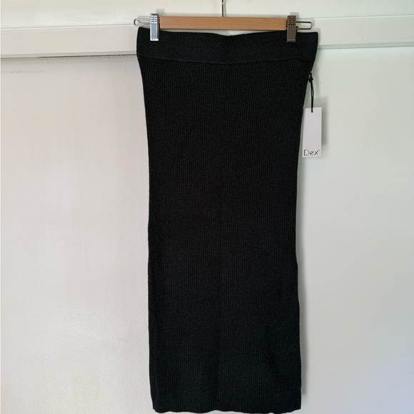 Dex Dresses & Skirts - Dex Stretch Black Pencil Skirt Side Slit Medium New